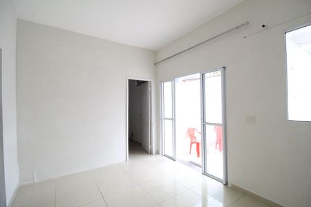 Sala de casa de condomínio para alugar com 2 quartos, 55m² em Tanque, Rio de Janeiro