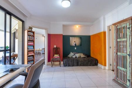 Foto 12 de apartamento à venda com 3 quartos, 220m² em Vila Suzana, São Paulo