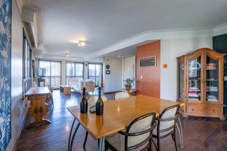 Apartamento à venda com 220m², 3 quartos e 4 vagasFoto 11