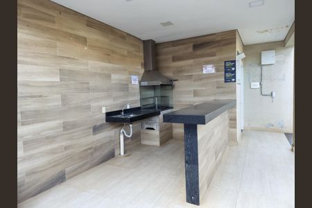 Apartamento à venda com 42m², 2 quartos e 1 vaga Apartamento à venda com 42m², 2 quartos e 1 vagaÁrea comum - Churrasqueira