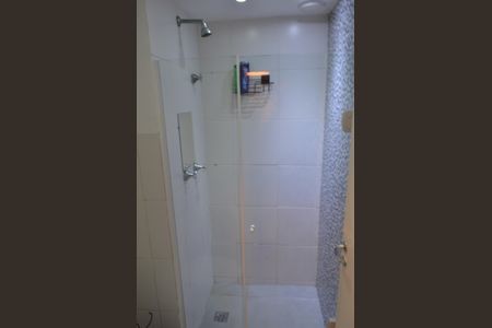 Apartamento à venda com 49m², 2 quartos e 1 vaga Apartamento à venda com 49m², 2 quartos e 1 vagaBanheiro Social