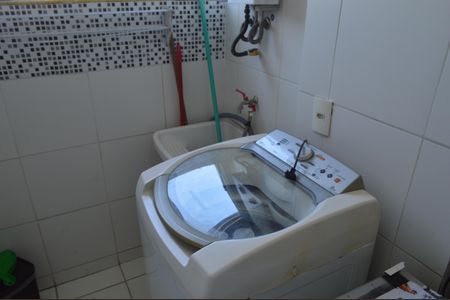 Apartamento à venda com 49m², 2 quartos e 1 vaga Apartamento à venda com 49m², 2 quartos e 1 vagaÁrea de Serviço