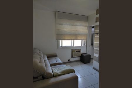Sala de apartamento à venda com 1 quarto, 31m² em Rio Branco, Porto Alegre