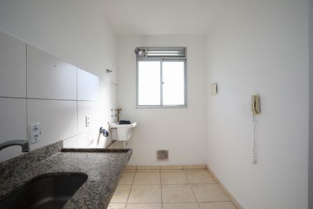 Cozinha de apartamento para alugar com 2 quartos, 50m² em Morro Santana, Porto Alegre