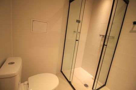 Banheiro de apartamento para alugar com 1 quarto, 20m² em Alto da Mooca, São Paulo