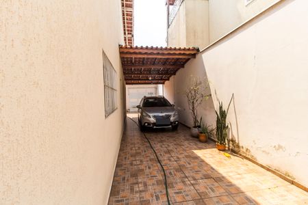 Casa para alugar com 171m², 4 quartos e 4 vagas Casa para alugar com 171m², 4 quartos e 4 vagasGaragem