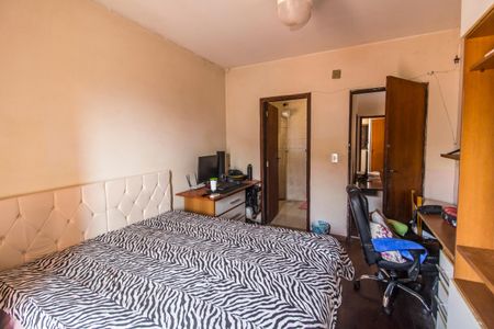 Casa para alugar com 171m², 4 quartos e 4 vagas Casa para alugar com 171m², 4 quartos e 4 vagasSuíte