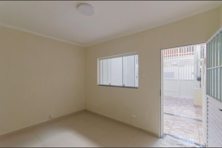 Casa à venda com 140m², 2 quartos e 1 vagaSala
