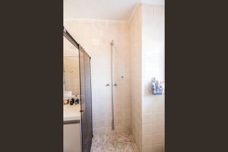 Casa de condomínio à venda com 573m², 4 quartos e 4 vagas Casa de condomínio à venda com 573m², 4 quartos e 4 vagasBanheiro da Suíte