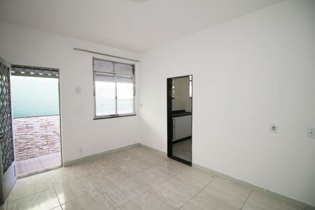 Sala de casa à venda com 1 quarto, 150m² em Irajá, Rio de Janeiro