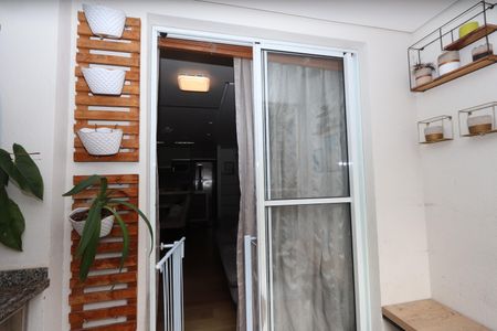 Apartamento à venda com 75m², 2 quartos e 2 vagasVaranda