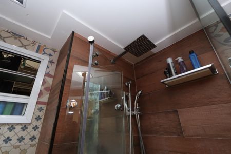 Apartamento à venda com 75m², 2 quartos e 2 vagasBanheiro Social
