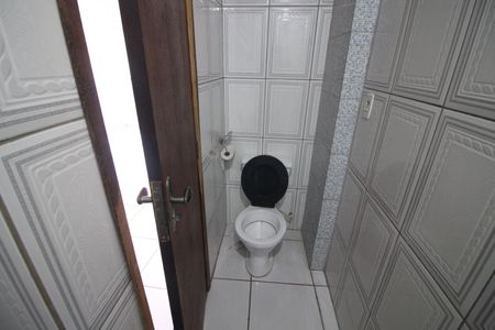 Casa à venda com 100m², 2 quartos e sem vagaBanheiro 1