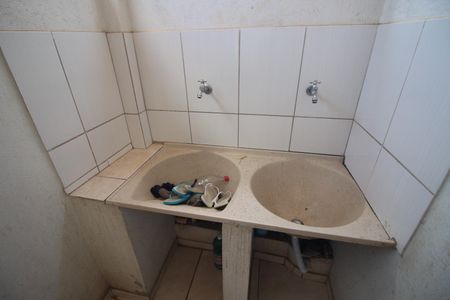 Casa à venda com 100m², 2 quartos e sem vagaÁrea de Serviço