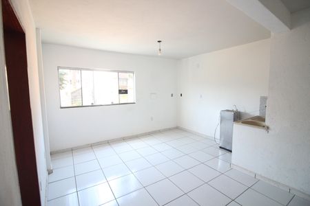 Sala de casa à venda com 2 quartos, 100m² em Solar do Barreiro, Belo Horizonte