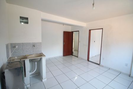 Casa à venda com 100m², 2 quartos e sem vagaSala