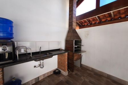 Casa de condomínio à venda com 65m², 2 quartos e 2 vagas Casa de condomínio à venda com 65m², 2 quartos e 2 vagasÁrea comum - Churrasqueira