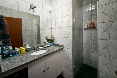 Casa de condomínio à venda com 65m², 2 quartos e 2 vagas Casa de condomínio à venda com 65m², 2 quartos e 2 vagasBanheiro