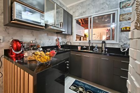 Casa de condomínio à venda com 65m², 2 quartos e 2 vagas Casa de condomínio à venda com 65m², 2 quartos e 2 vagasCozinha