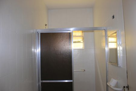 Casa à venda com 350m², 5 quartos e 3 vagasEdícula - Banheiro