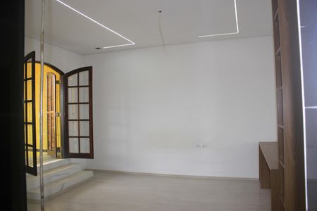 Casa à venda com 350m², 5 quartos e 3 vagasSuíte Master