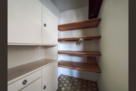 Apartamento à venda com 75m², 2 quartos e 1 vaga Apartamento à venda com 75m², 2 quartos e 1 vagaQuarto de Serviço