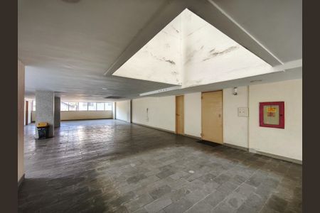 Apartamento à venda com 75m², 2 quartos e 1 vaga Apartamento à venda com 75m², 2 quartos e 1 vagaÁrea comum - Playground