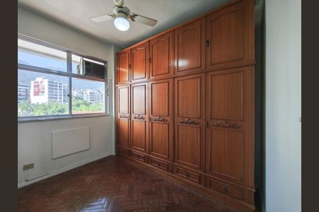 Apartamento à venda com 75m², 2 quartos e 1 vaga Apartamento à venda com 75m², 2 quartos e 1 vagaQuarto