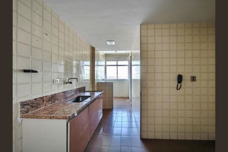 Apartamento à venda com 75m², 2 quartos e 1 vaga Apartamento à venda com 75m², 2 quartos e 1 vagaCozinha