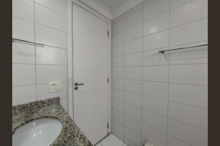 Apartamento à venda com 107m², 3 quartos e 2 vagasBanheiro da Suíte