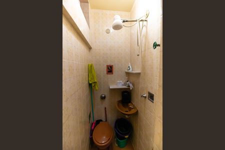 Apartamento à venda com 124m², 3 quartos e 1 vaga Apartamento à venda com 124m², 3 quartos e 1 vagaBanheiro de Serviço