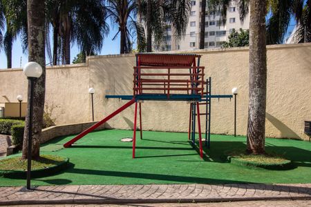 Casa de condomínio à venda com 85m², 2 quartos e 2 vagas Casa de condomínio à venda com 85m², 2 quartos e 2 vagasÁrea comum - Playground