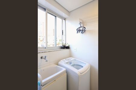 Apartamento à venda com 70m², 2 quartos e 2 vagas Apartamento à venda com 70m², 2 quartos e 2 vagasÁrea de Serviço