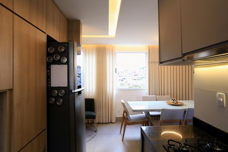 Apartamento à venda com 70m², 2 quartos e 2 vagas Apartamento à venda com 70m², 2 quartos e 2 vagasCozinha