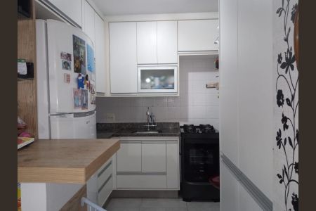 Casa de condomínio à venda com 80m², 3 quartos e 2 vagas Casa de condomínio à venda com 80m², 3 quartos e 2 vagasCozinha