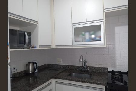 Casa de condomínio à venda com 80m², 3 quartos e 2 vagas Casa de condomínio à venda com 80m², 3 quartos e 2 vagasCozinha