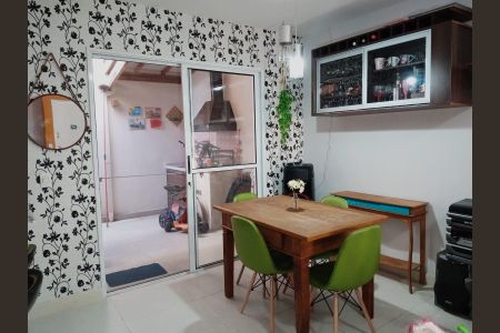 Casa de condomínio à venda com 80m², 3 quartos e 2 vagas Casa de condomínio à venda com 80m², 3 quartos e 2 vagasCozinha