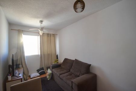 Sala de apartamento para alugar com 2 quartos, 43m² em Santo Antonio da Prata, Belford Roxo