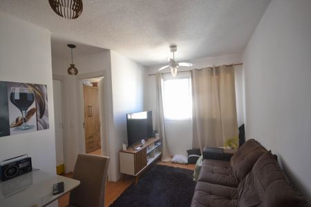 Sala de apartamento para alugar com 2 quartos, 43m² em Santo Antonio da Prata, Belford Roxo
