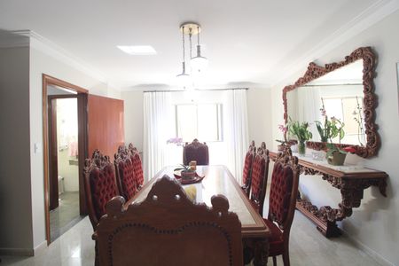 Casa à venda com 327m², 4 quartos e 4 vagasSala 3