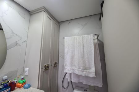 Apartamento à venda com 107m², 3 quartos e 2 vagasBanheiro da Suíte