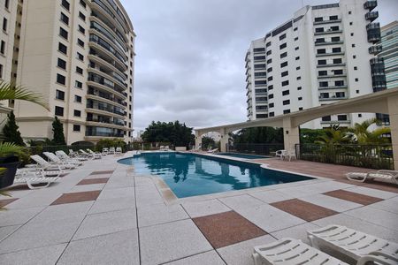 Apartamento à venda com 107m², 3 quartos e 2 vagasÁrea comum - Piscina
