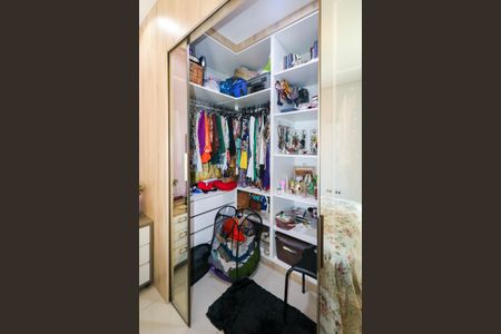 Apartamento à venda com 130m², 3 quartos e 2 vagasCloset da Suíte