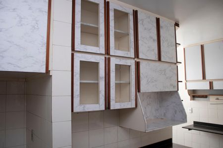 Apartamento à venda com 196m², 3 quartos e 2 vagas Apartamento à venda com 196m², 3 quartos e 2 vagasCozinha