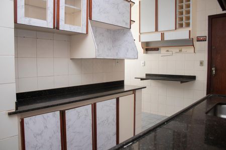 Apartamento à venda com 196m², 3 quartos e 2 vagas Apartamento à venda com 196m², 3 quartos e 2 vagasCozinha