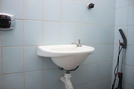 Apartamento à venda com 196m², 3 quartos e 2 vagas Apartamento à venda com 196m², 3 quartos e 2 vagasBanheiro de Serviço