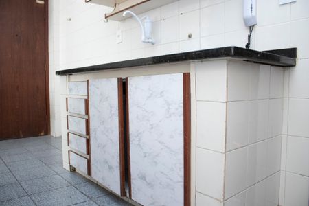 Apartamento à venda com 196m², 3 quartos e 2 vagas Apartamento à venda com 196m², 3 quartos e 2 vagasCozinha