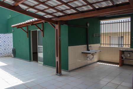 Apartamento à venda com 196m², 3 quartos e 2 vagas Apartamento à venda com 196m², 3 quartos e 2 vagasCobertura