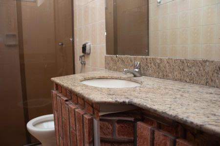 Apartamento à venda com 196m², 3 quartos e 2 vagas Apartamento à venda com 196m², 3 quartos e 2 vagasBanheiro Social