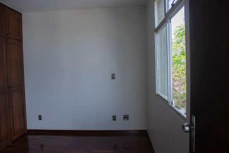 Apartamento à venda com 196m², 3 quartos e 2 vagas Apartamento à venda com 196m², 3 quartos e 2 vagasSuíte